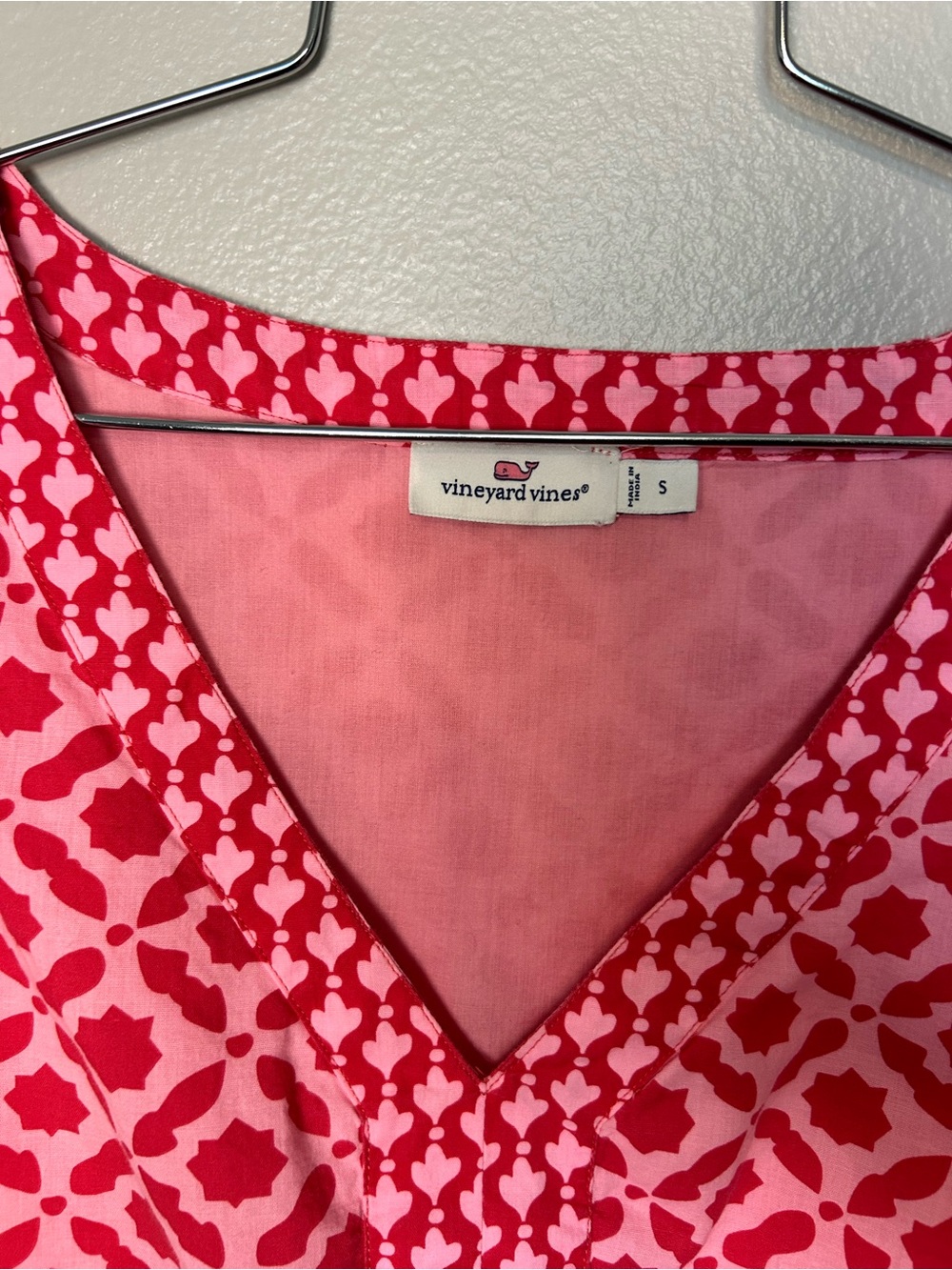 Vineyard Vines Pink & Red Geometric V-Neck Dress Size Small Preppy Vacation - Picture 5 of 10